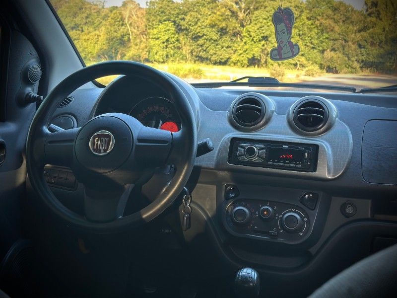 Fiat UNO WAY CELEB 1.4 EVO 2014 NEUMANN VEÍCULOS ARROIO DO MEIO / Carros no Vale