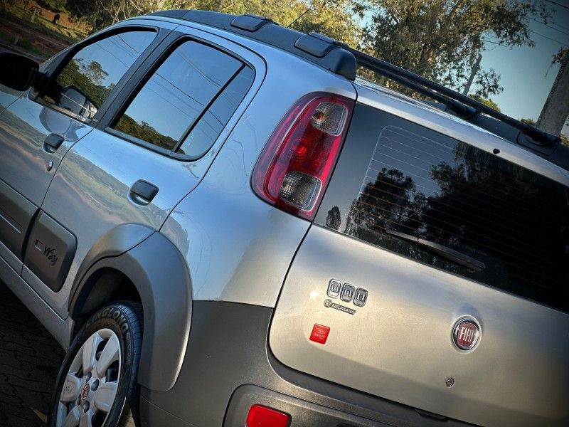Fiat UNO WAY CELEB 1.4 EVO 2014 NEUMANN VEÍCULOS ARROIO DO MEIO / Carros no Vale