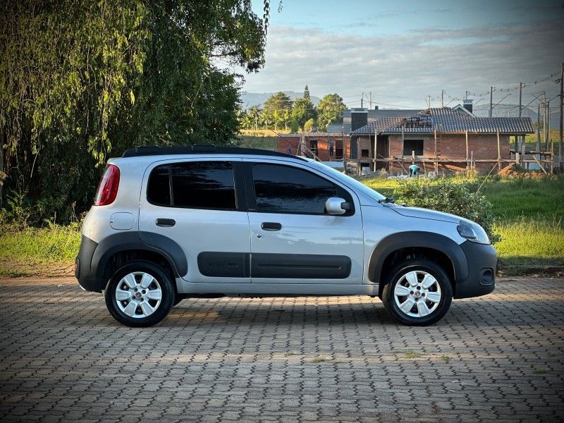 Fiat UNO WAY CELEB 1.4 EVO 2014 NEUMANN VEÍCULOS ARROIO DO MEIO / Carros no Vale
