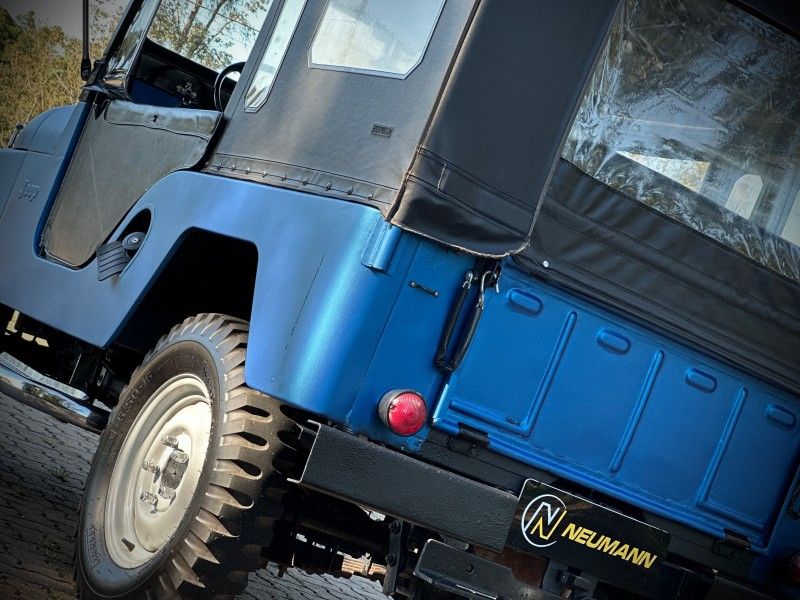 Ford JEEP WILLYS 1978 NEUMANN VEÍCULOS ARROIO DO MEIO / Carros no Vale