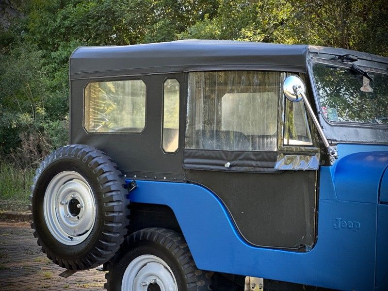 Ford JEEP WILLYS 1978 NEUMANN VEÍCULOS ARROIO DO MEIO / Carros no Vale
