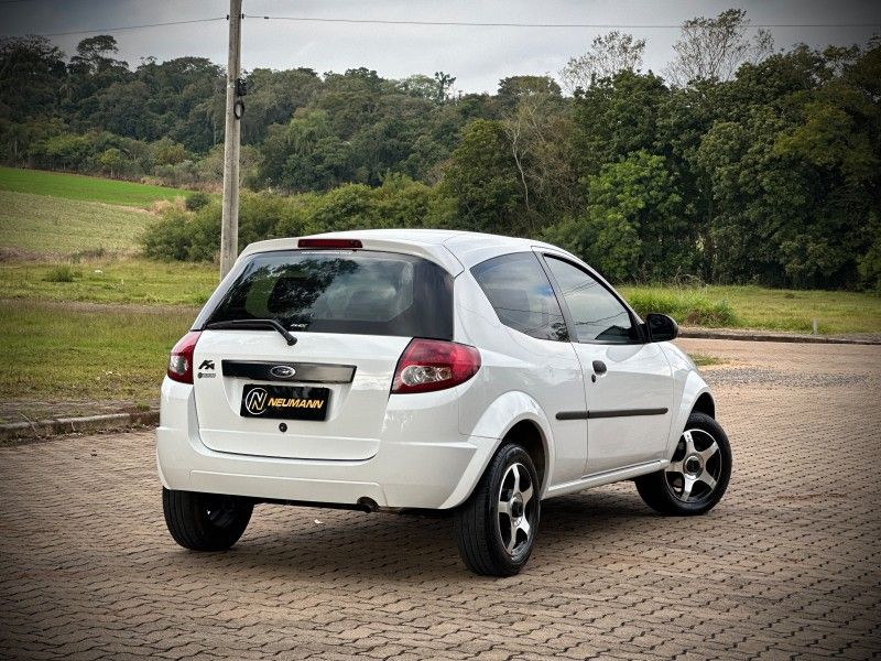 Ford KA 1.0 2011 NEUMANN VEÍCULOS ARROIO DO MEIO / Carros no Vale