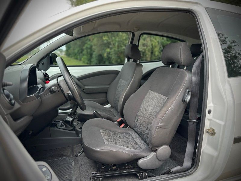 Ford KA 1.0 2011 NEUMANN VEÍCULOS ARROIO DO MEIO / Carros no Vale