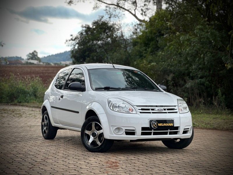 Ford KA 1.0 2011 NEUMANN VEÍCULOS ARROIO DO MEIO / Carros no Vale