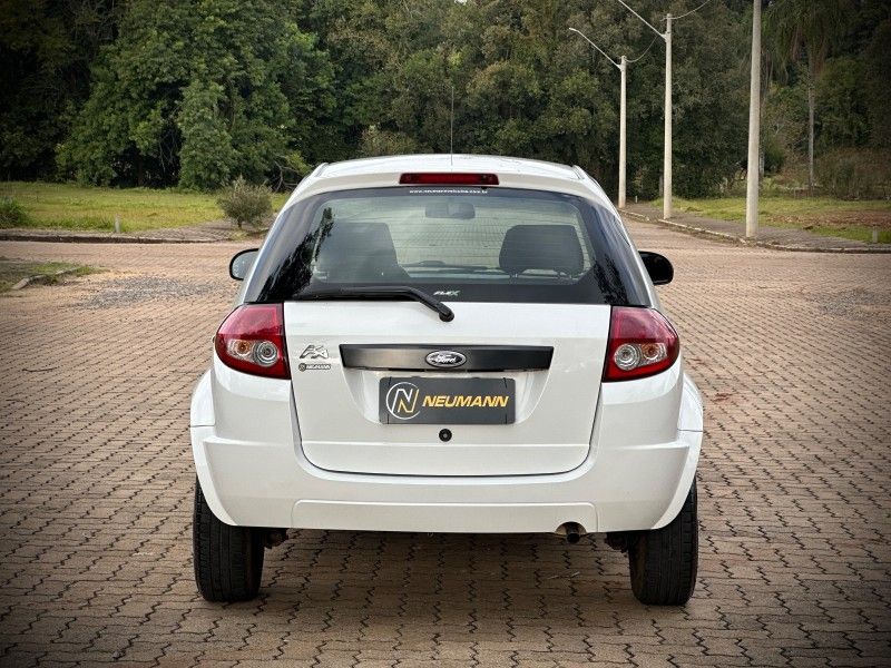 Ford KA 1.0 2011 NEUMANN VEÍCULOS ARROIO DO MEIO / Carros no Vale