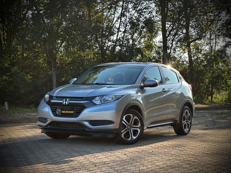 Honda HR-V LX CVT 1.8 2018 NEUMANN VEÍCULOS ARROIO DO MEIO / Carros no Vale