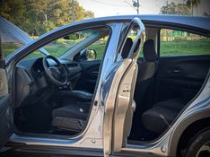 Honda HR-V LX CVT 1.8 2018 NEUMANN VEÍCULOS ARROIO DO MEIO / Carros no Vale