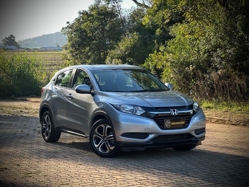 Honda HR-V LX CVT 1.8 2018 NEUMANN VEÍCULOS ARROIO DO MEIO / Carros no Vale