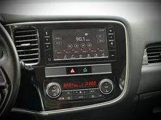 Mitsubishi OUTLANDER HPE 2.0 CVT 2019 NEUMANN VEÍCULOS ARROIO DO MEIO / Carros no Vale