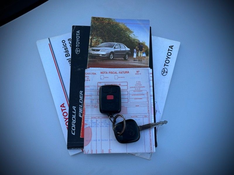 Toyota COROLLA FIELDER 1.8 2006 NEUMANN VEÍCULOS ARROIO DO MEIO / Carros no Vale Toyota COROLLA FIELDER 1.8 2006 NEUMANN VEÍCULOS ARROIO DO MEIO / Carros no Vale