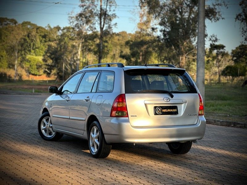 Toyota COROLLA FIELDER 1.8 2006 NEUMANN VEÍCULOS ARROIO DO MEIO / Carros no Vale Toyota COROLLA FIELDER 1.8 2006 NEUMANN VEÍCULOS ARROIO DO MEIO / Carros no Vale