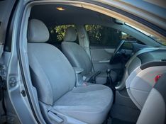 Toyota COROLLA GLi 1.8 2012 NEUMANN VEÍCULOS ARROIO DO MEIO / Carros no Vale