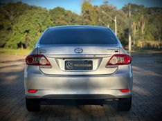 Toyota COROLLA GLi 1.8 2012 NEUMANN VEÍCULOS ARROIO DO MEIO / Carros no Vale