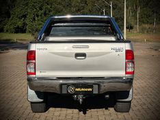 Toyota HILUX CAB.DUPLA SRV 3.0 TB-IC 2013 NEUMANN VEÍCULOS ARROIO DO MEIO / Carros no Vale