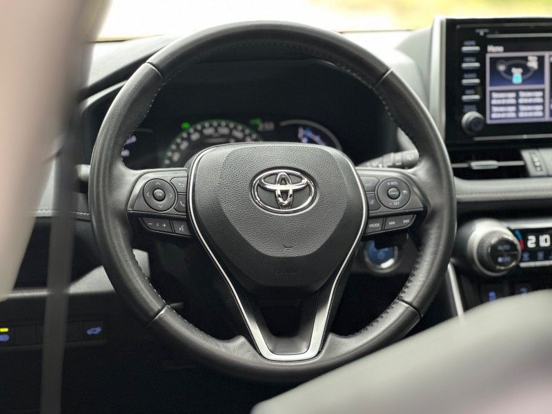 Toyota RAV 2.5 S HYBRID CONNECT 4X4 2022 NEUMANN VEÍCULOS ARROIO DO MEIO / Carros no Vale Toyota RAV 2.5 S HYBRID CONNECT 4X4 2022 NEUMANN VEÍCULOS ARROIO DO MEIO / Carros no Vale