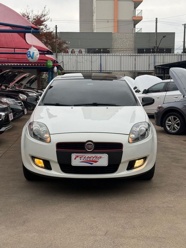 Fiat BRAVO SPORTING 1.8 2014 FERREIRA VEÍCULOS VENÂNCIO AIRES / Carros no Vale