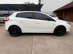 Fiat BRAVO SPORTING 1.8 2014 FERREIRA VEÍCULOS VENÂNCIO AIRES / Carros no Vale