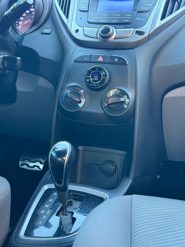 Hyundai HB20X STYLE 1.6 2014 FERREIRA VEÍCULOS VENÂNCIO AIRES / Carros no Vale