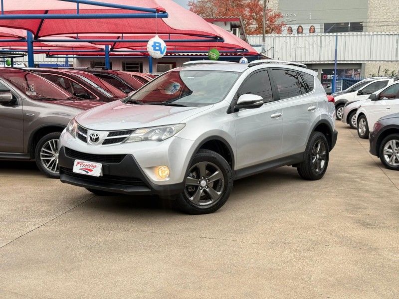 Toyota RAV-4 2.0 2017 FERREIRA VEÍCULOS VENÂNCIO AIRES / Carros no Vale