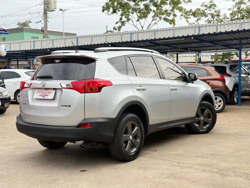 Toyota RAV-4 2.0 2017 FERREIRA VEÍCULOS VENÂNCIO AIRES / Carros no Vale