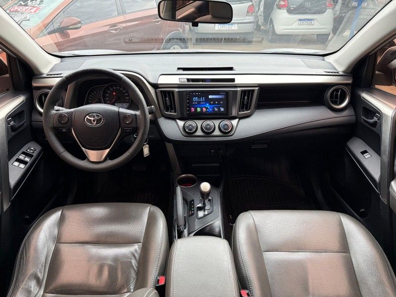Toyota RAV-4 2.0 2017 FERREIRA VEÍCULOS VENÂNCIO AIRES / Carros no Vale