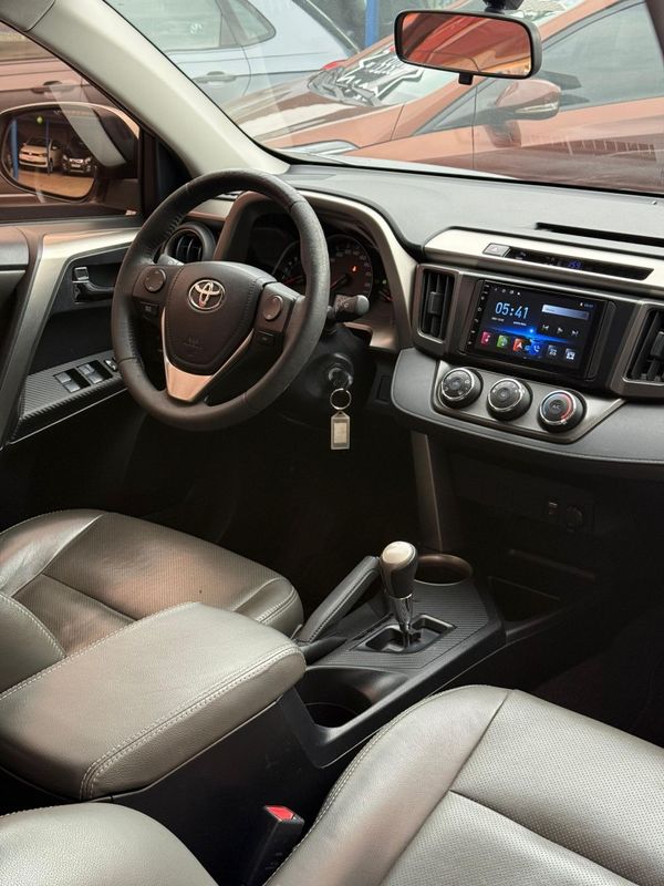 Toyota RAV-4 2.0 2017 FERREIRA VEÍCULOS VENÂNCIO AIRES / Carros no Vale