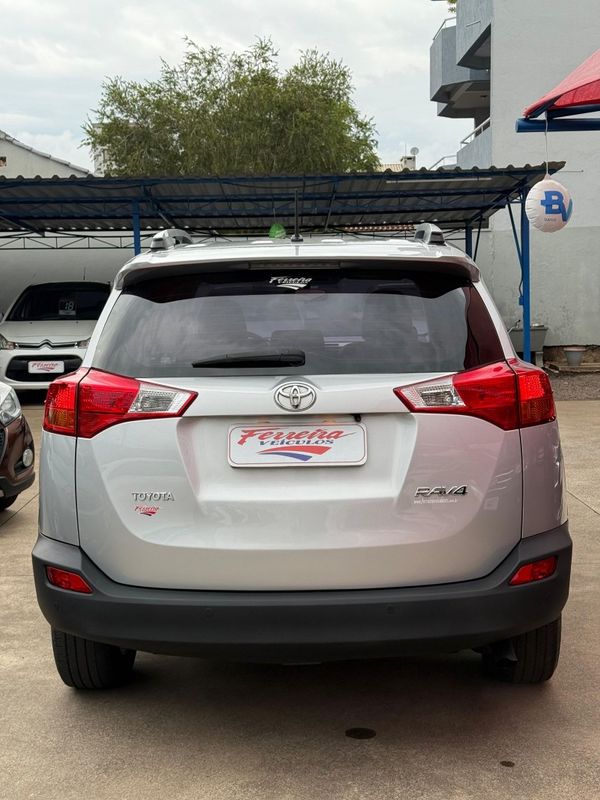 Toyota RAV-4 2.0 2017 FERREIRA VEÍCULOS VENÂNCIO AIRES / Carros no Vale