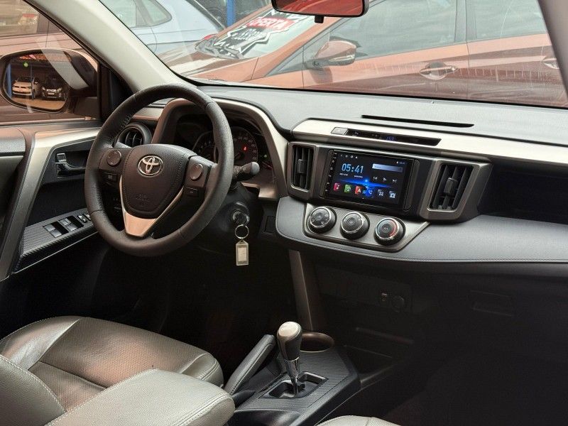 Toyota RAV-4 2.0 2017 FERREIRA VEÍCULOS VENÂNCIO AIRES / Carros no Vale