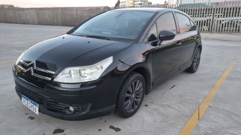 CITROËN C4 2.0 EXCLUSIVE 16V 2010/2011 HUBNER MULTIMARCAS FARROUPILHA / Carros no Vale CITROËN C4 2.0 EXCLUSIVE 16V 2010/2011 HUBNER MULTIMARCAS FARROUPILHA / Carros no Vale
