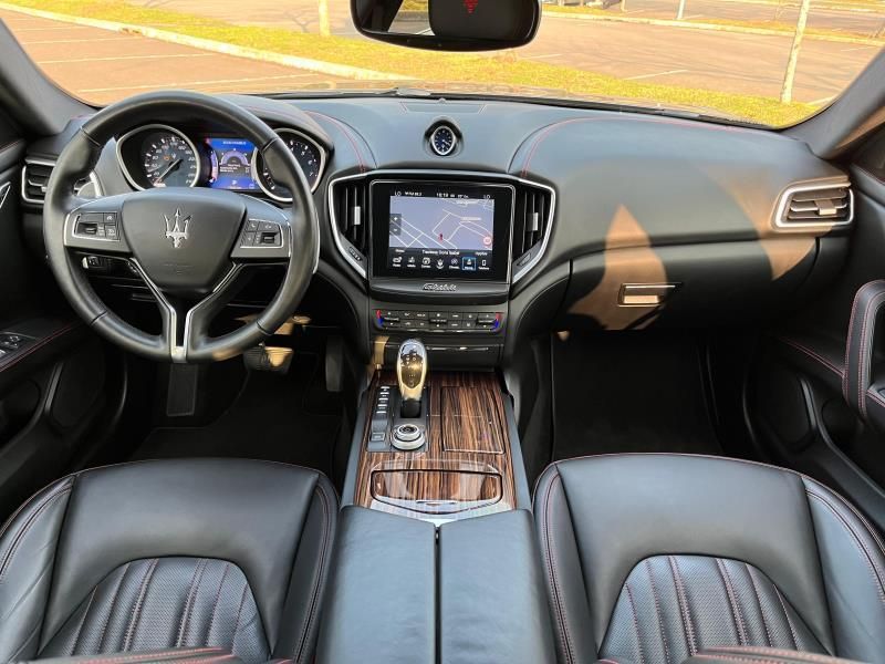 MASERATI GHIBLI 3.0 V6 TURBO GASOLINA AUTOMÁTICO 2017/2017 FÁBIO BERNARDES PORTO ALEGRE / Carros no Vale MASERATI GHIBLI 3.0 V6 TURBO GASOLINA AUTOMÁTICO 2017/2017 FÁBIO BERNARDES PORTO ALEGRE / Carros no Vale
