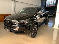 TOYOTA HILUX 2.8 D-4D TURBO DIESEL CD SRX 4X4 AUTOMÁTICO 2023/2024 FÁBIO BERNARDES PORTO ALEGRE / Carros no Vale