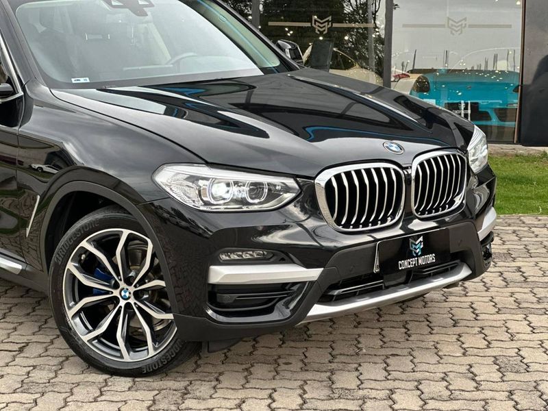 BMW X3 XDRIVE 30e Turbo Aut (HÃbrido) 2021/2021 CONCEPT MOTORS PASSO FUNDO / Carros no Vale BMW X3 XDRIVE 30e Turbo Aut (HÃbrido) 2021/2021 CONCEPT MOTORS PASSO FUNDO / Carros no Vale