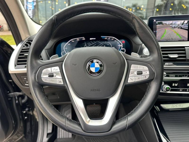 BMW X3 XDRIVE 30e Turbo Aut (HÃbrido) 2021/2021 CONCEPT MOTORS PASSO FUNDO / Carros no Vale BMW X3 XDRIVE 30e Turbo Aut (HÃbrido) 2021/2021 CONCEPT MOTORS PASSO FUNDO / Carros no Vale