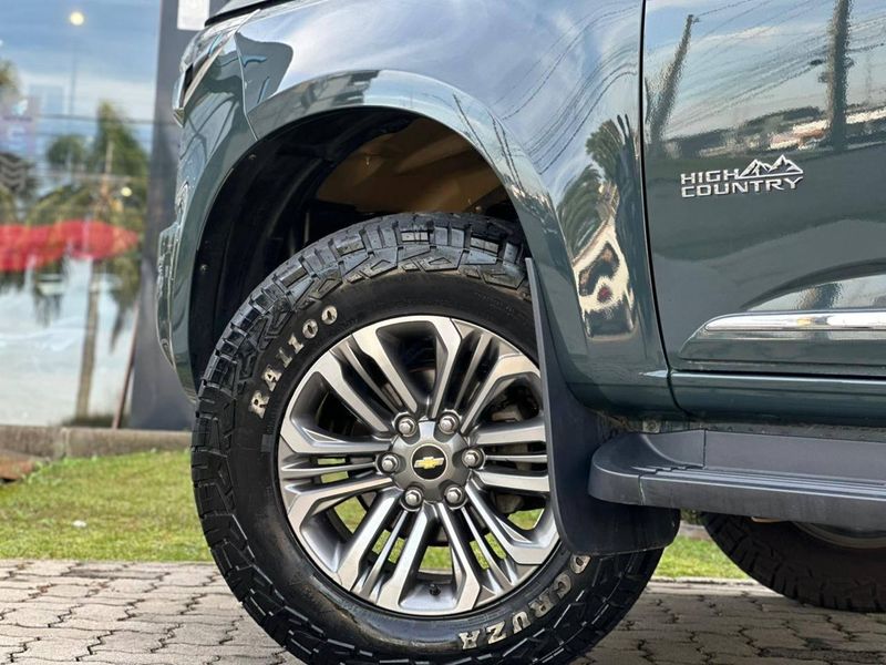 Chevrolet S-10 Pick-up S10 P-Up H.Country 2.8 4×4 CD Dies.Aut. 2025/2025 CONCEPT MOTORS PASSO FUNDO / Carros no Vale