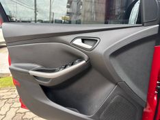 Ford Focus 1.6 S/SE/SE Plus Flex 8V/16V 5p 2014/2015 CONCEPT MOTORS PASSO FUNDO / Carros no Vale