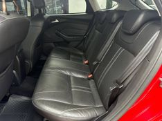 Ford Focus 1.6 S/SE/SE Plus Flex 8V/16V 5p 2014/2015 CONCEPT MOTORS PASSO FUNDO / Carros no Vale