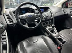 Ford Focus 1.6 S/SE/SE Plus Flex 8V/16V 5p 2014/2015 CONCEPT MOTORS PASSO FUNDO / Carros no Vale