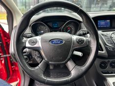 Ford Focus 1.6 S/SE/SE Plus Flex 8V/16V 5p 2014/2015 CONCEPT MOTORS PASSO FUNDO / Carros no Vale