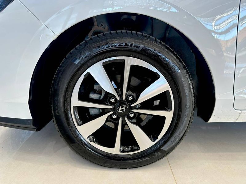 Hyundai HB20 Comfort 1.0 Flex 12V Mec. 2022/2023 CONCEPT MOTORS PASSO FUNDO / Carros no Vale