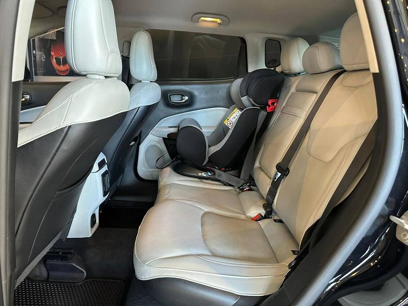 Jeep Compass LIMITED 2.0 4×2 Flex 16V Aut. 2019/2019 CONCEPT MOTORS PASSO FUNDO / Carros no Vale
