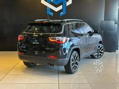 Jeep Compass LIMITED 2.0 4×2 Flex 16V Aut. 2019/2019 CONCEPT MOTORS PASSO FUNDO / Carros no Vale