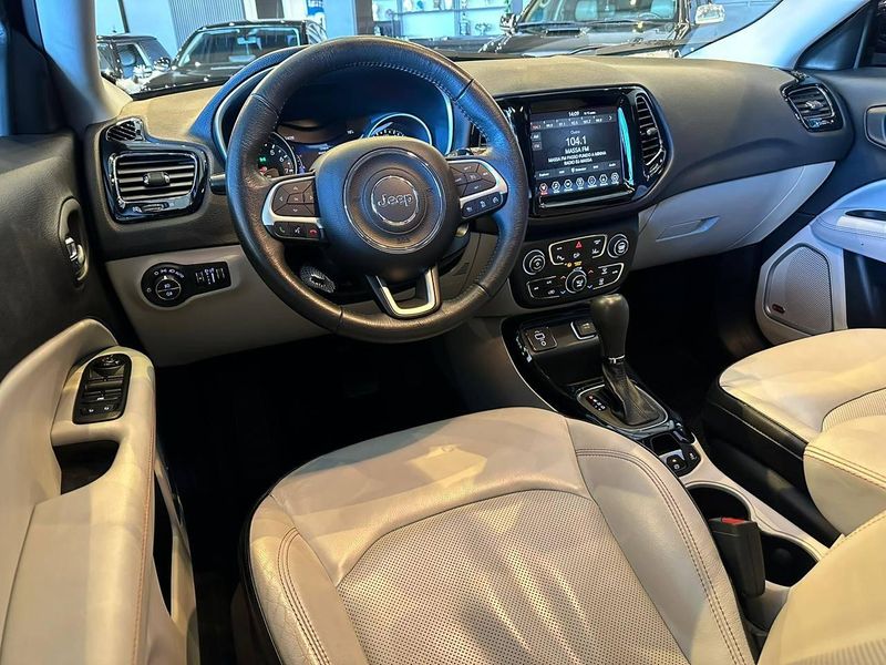Jeep Compass LIMITED 2.0 4×2 Flex 16V Aut. 2019/2019 CONCEPT MOTORS PASSO FUNDO / Carros no Vale