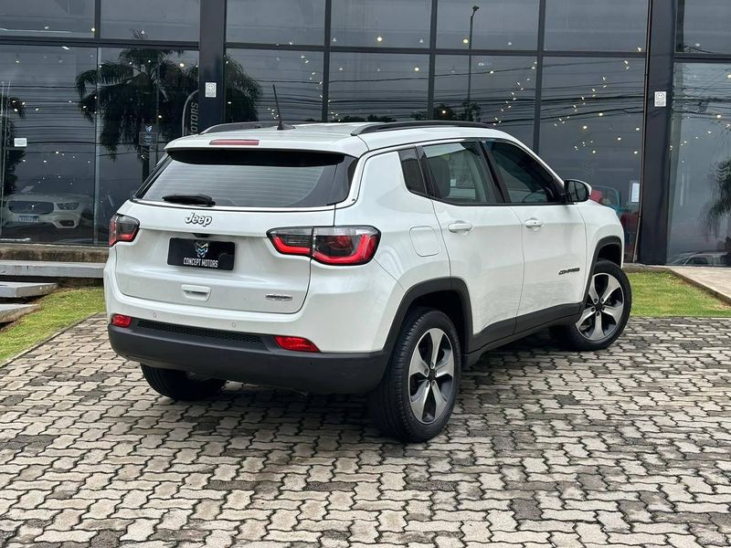 Jeep Compass LONGITUDE 2.0 4×2 Flex 16V Aut. 2017/2017 CONCEPT MOTORS PASSO FUNDO / Carros no Vale