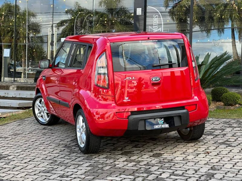 Kia Soul 1.6/ 1.6 16V FLEX Mec. 2009/2010 CONCEPT MOTORS PASSO FUNDO / Carros no Vale Kia Soul 1.6/ 1.6 16V FLEX Mec. 2009/2010 CONCEPT MOTORS PASSO FUNDO / Carros no Vale