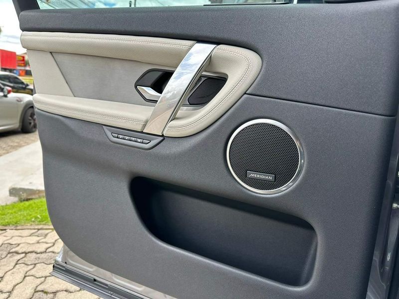 Land Rover Discovery Sport SE R-Dyn 2.0 Si4 Flex 2022/2023 CONCEPT MOTORS PASSO FUNDO / Carros no Vale
