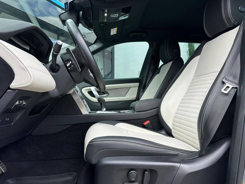 Land Rover Discovery Sport SE R-Dyn 2.0 Si4 Flex 2022/2023 CONCEPT MOTORS PASSO FUNDO / Carros no Vale