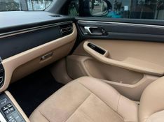 Porsche Macan 2.0 Turbo 2019/2019 CONCEPT MOTORS PASSO FUNDO / Carros no Vale