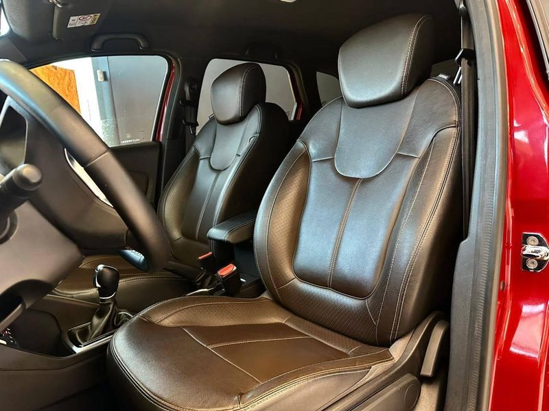 Renault Captur Iconic 1.3 TB 16V Flex 5p Aut. 2021/2022 CONCEPT MOTORS PASSO FUNDO / Carros no Vale
