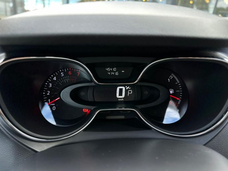 Renault Captur Life 1.6 16V Flex 5p Aut. 2019/2019 CONCEPT MOTORS PASSO FUNDO / Carros no Vale