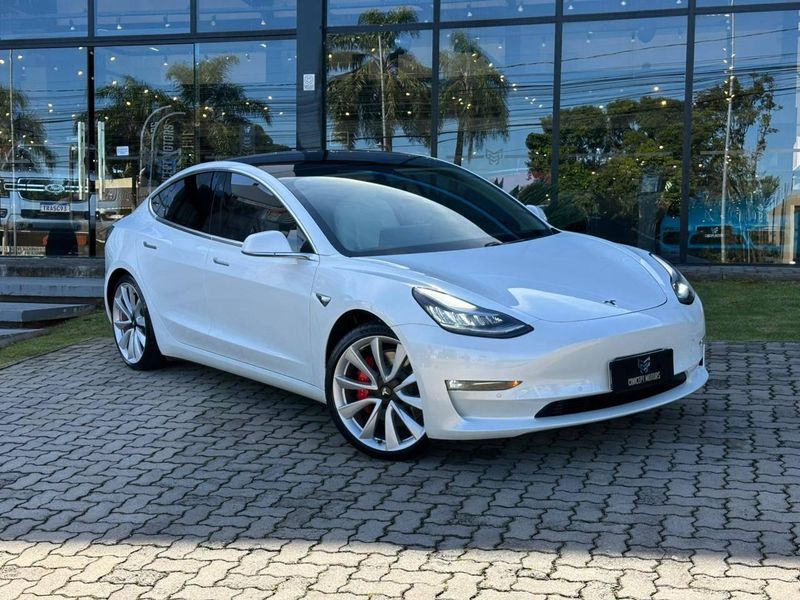 Tesla Model 3 TESLA 2018/2018 CONCEPT MOTORS PASSO FUNDO / Carros no Vale